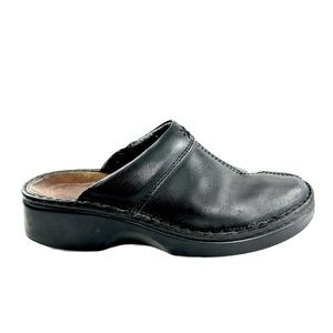 NAOT Women Size EU 39 / US 8 Black Leather Clog Shoe Comfort Casual Shoe Peace